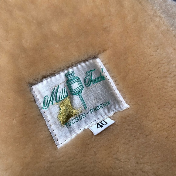 Vintage shearling sheepskin leather coat - Picture 7 of 8